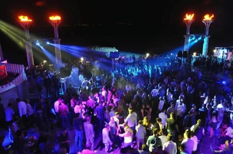 Didim Gece Hayatı Nasıl? 2024