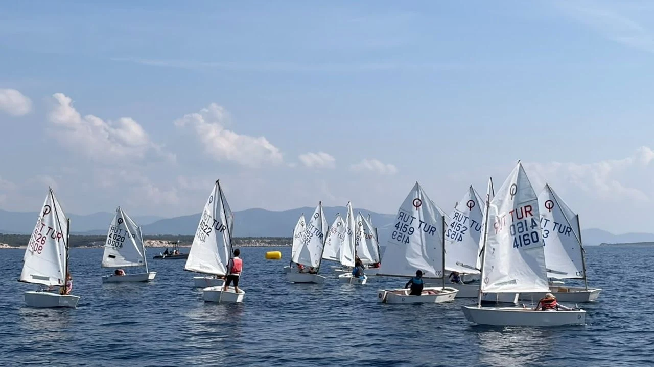 Didim'de Cumhuriyet Kupası Yelken Yarışları Coşkuyla Sona Erdi