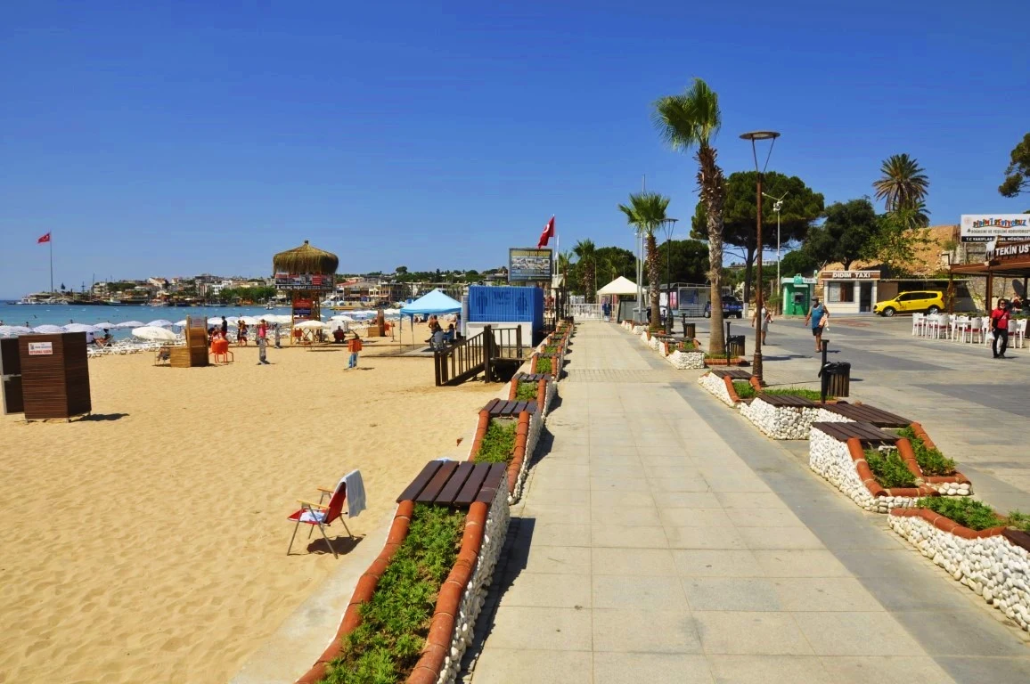 Didim Plajlar, Kafeler