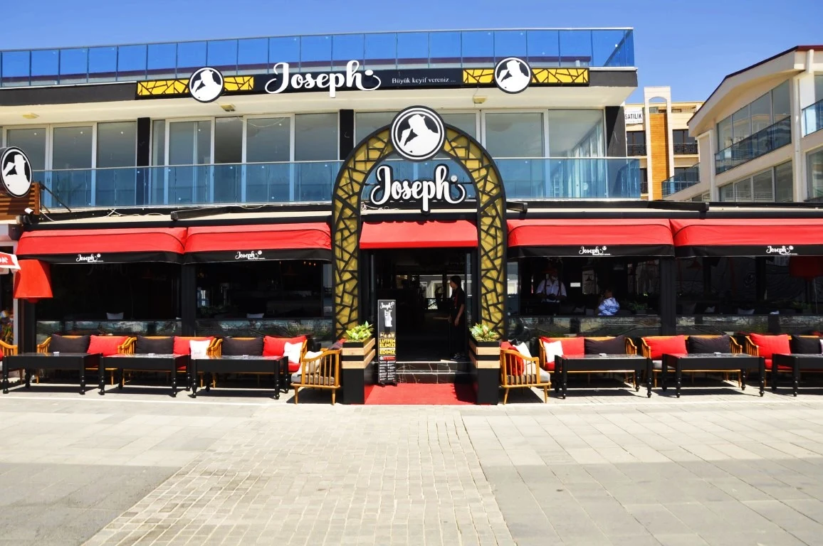 Didim Plajlar, Kafeler