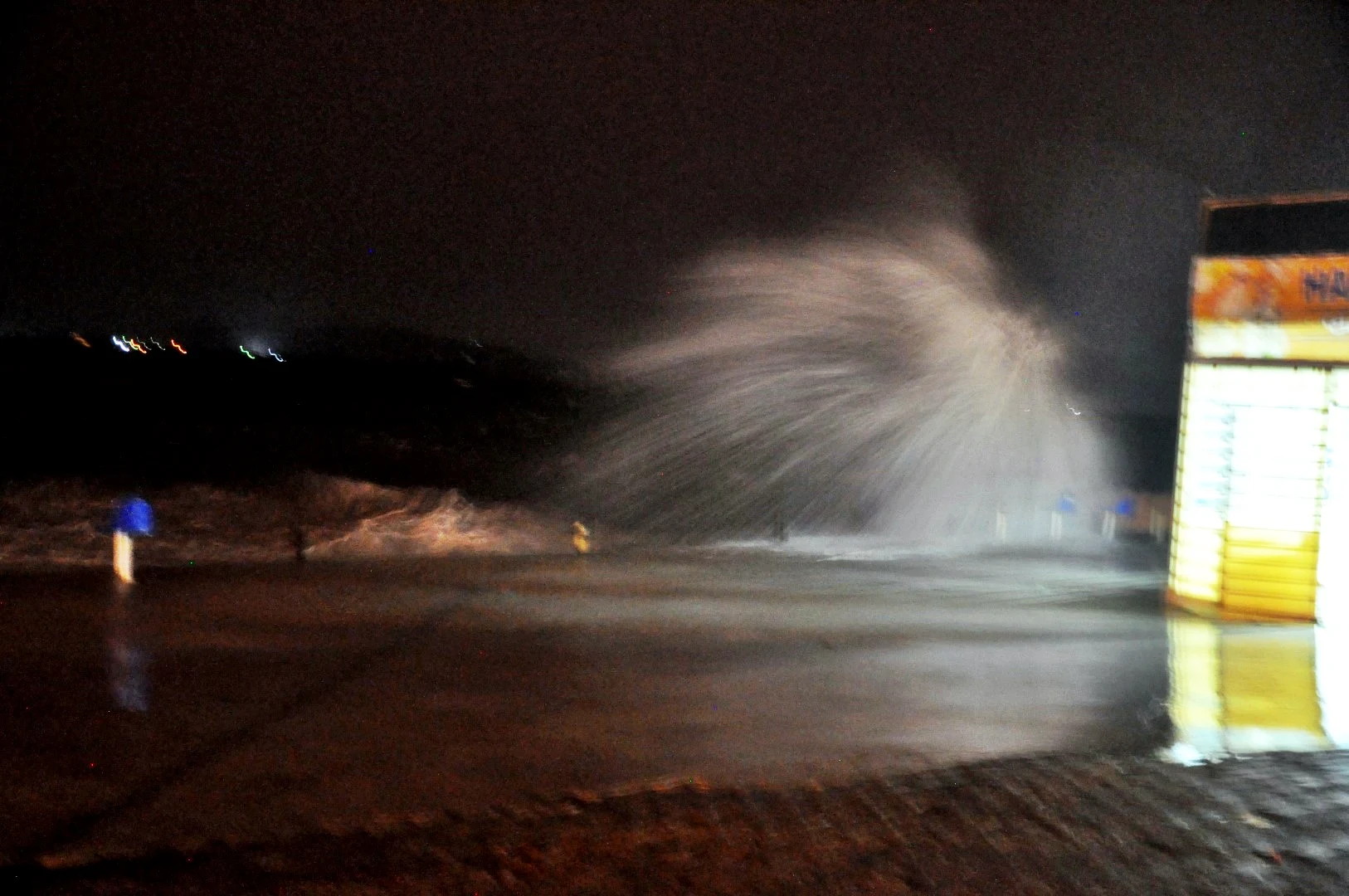 Altınkumda deniz dalgalandıkca dalgalandı (10)