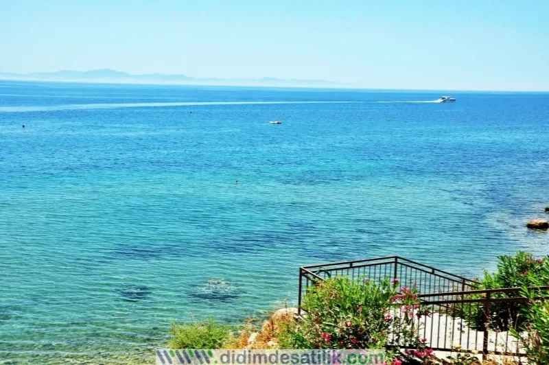 Didim' in 13 plajı Mavi Bayrak Aldı.