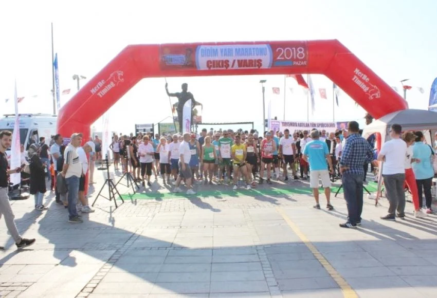Didimde İlk Kez Yarı Maraton Heyecanı Yaşandı