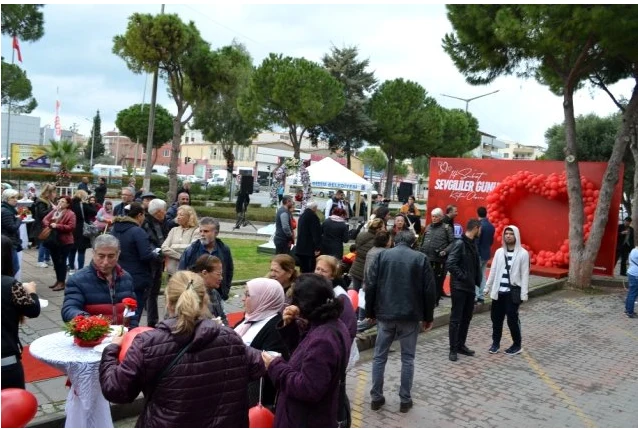 Didim Belediyesi Sevgilileri Unutmadı