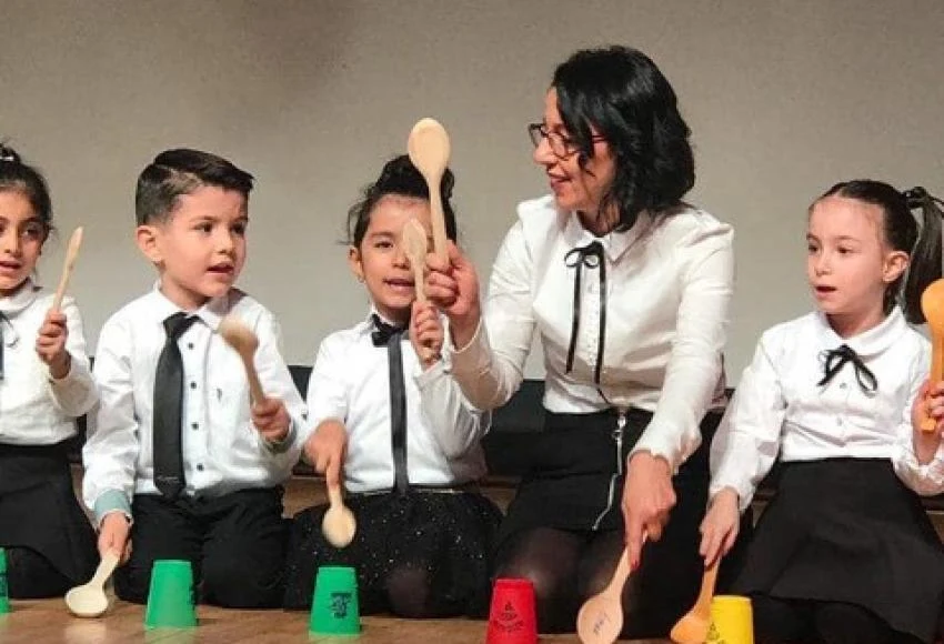 Didimde Miniklerden Perküsyon Gösterisi