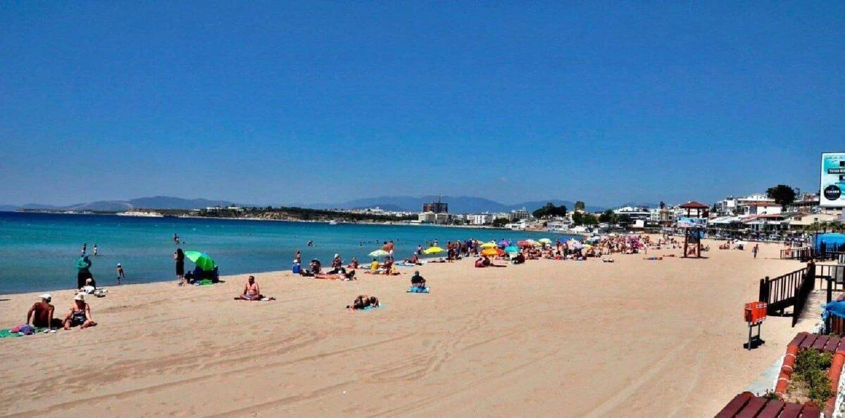 Kuşadası, Davutlar Sevgi Plajı