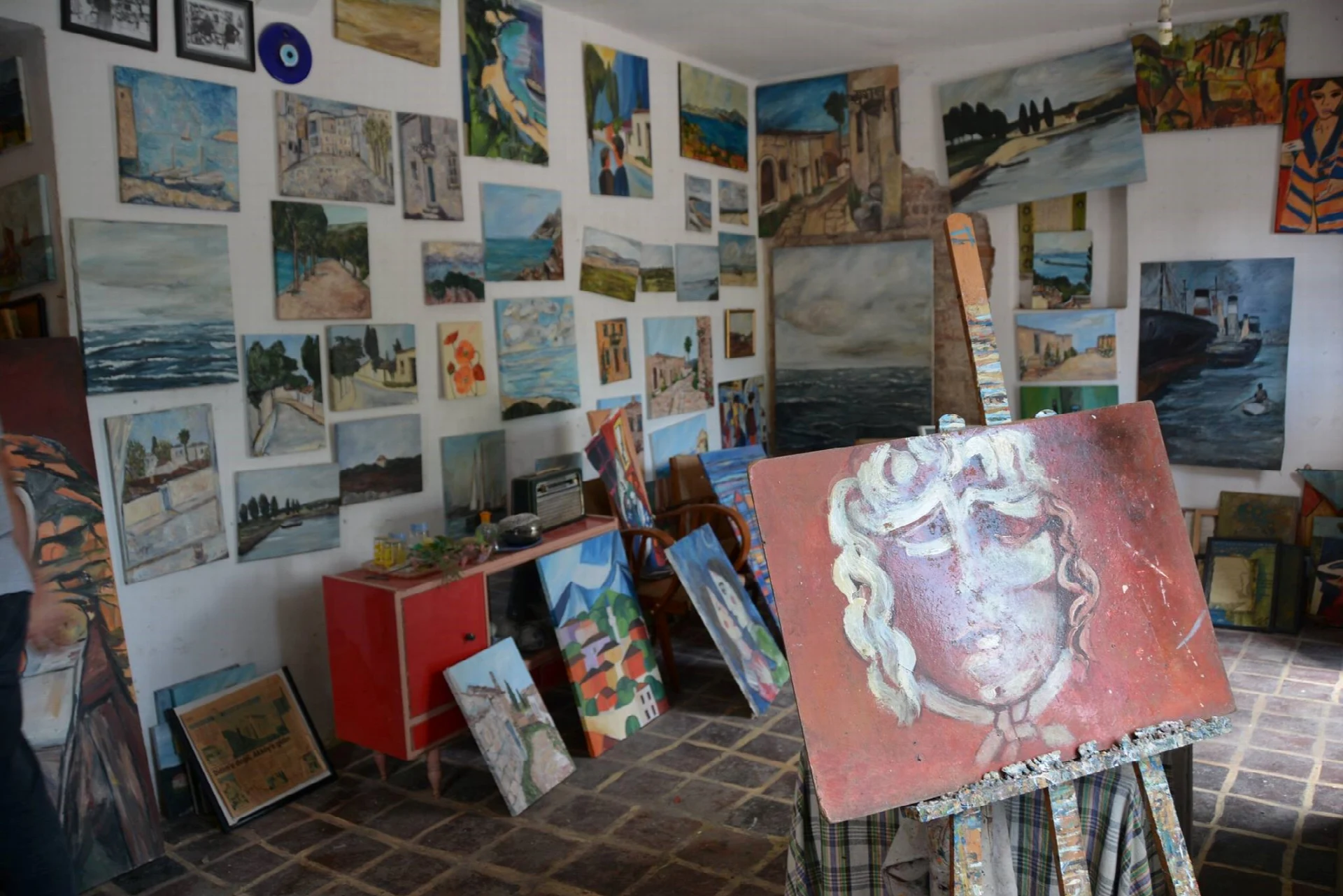 Cafe Olive Akköy: resim atölyesi ve sanat durağı