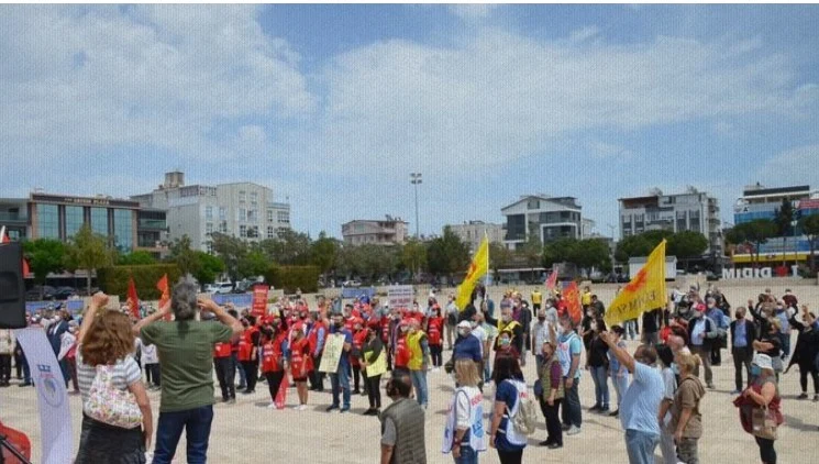 Didim’de 1 Mayıs Kapanma Öncesi Kutlandı