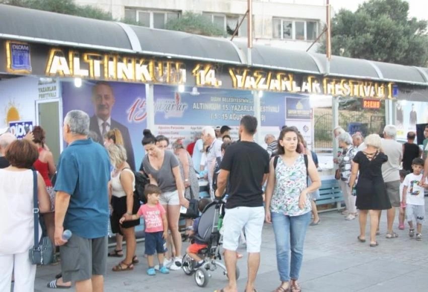 15. Altınkum Yazarlar Festivali Başladı