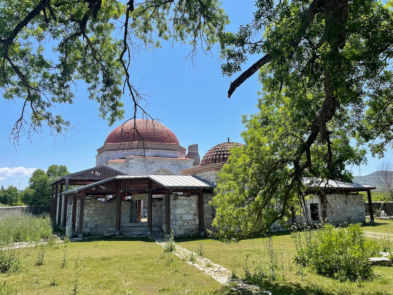 Milet İlyas Bey Külliyesi